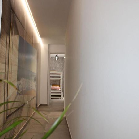 Los Boliches Holidays Suites 푸엔히롤라 외부 사진