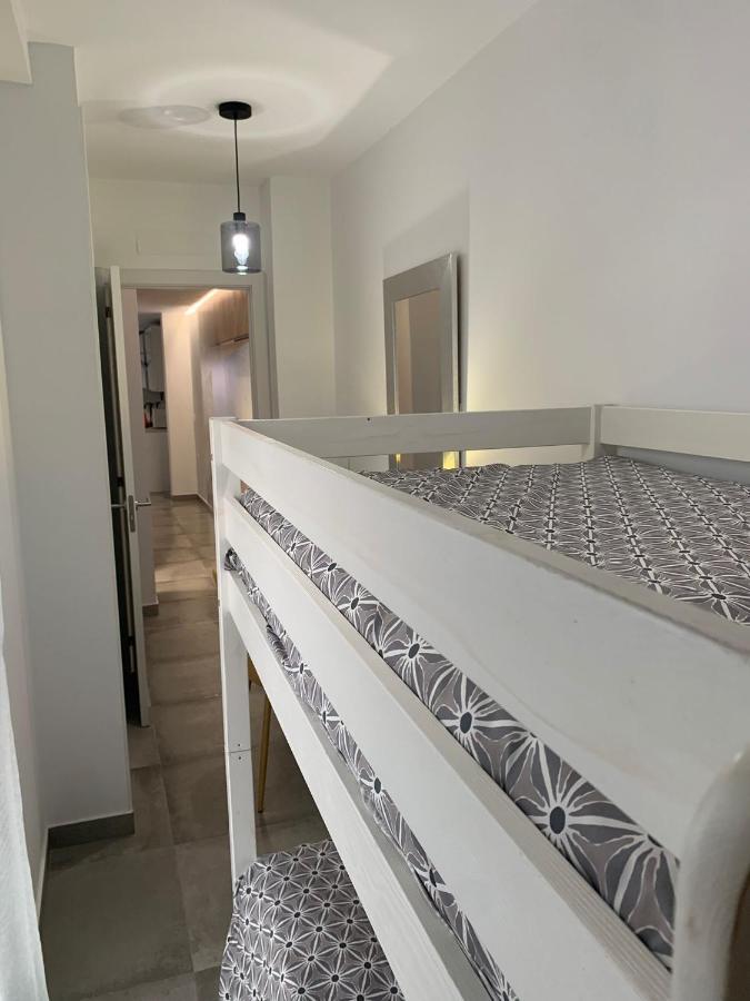 Los Boliches Holidays Suites 푸엔히롤라 외부 사진